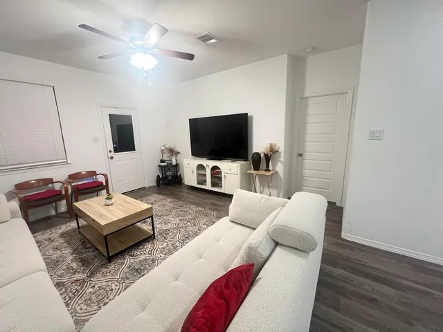 $2,200 | 23206 Wise Walk Drive, Katy, TX 77493