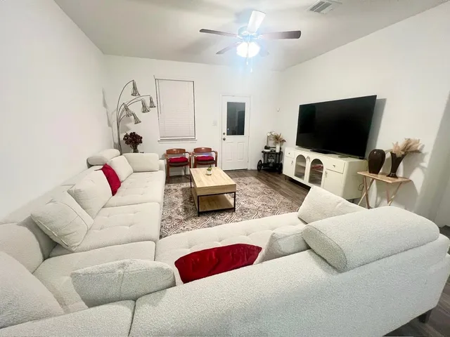 $2,200 | 23206 Wise Walk Drive, Katy, TX 77493