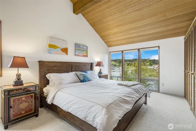 $1,350,000 | 2180 Cove Drive, Oak Harbor, WA 98277