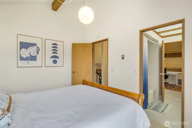 $1,350,000 | 2180 Cove Drive, Oak Harbor, WA 98277