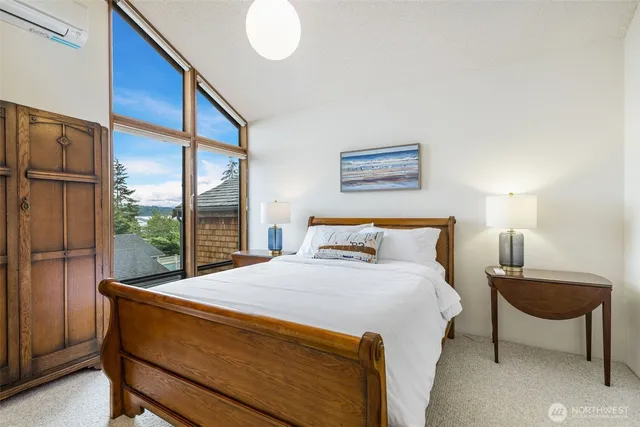 $1,350,000 | 2180 Cove Drive, Oak Harbor, WA 98277