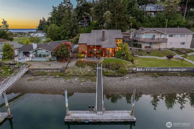 $1,350,000 | 2180 Cove Drive, Oak Harbor, WA 98277