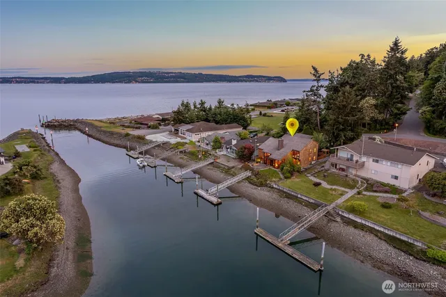 $1,350,000 | 2180 Cove Drive, Oak Harbor, WA 98277
