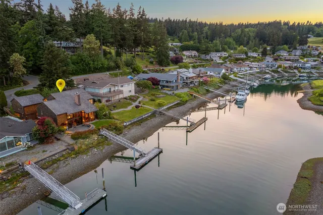 $1,350,000 | 2180 Cove Drive, Oak Harbor, WA 98277