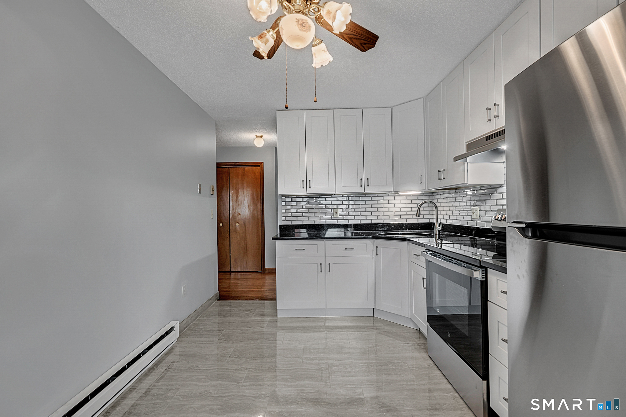 81 Chipman Street, Unit 13 Waterbury, CT 06708 - Photo 4 of 11