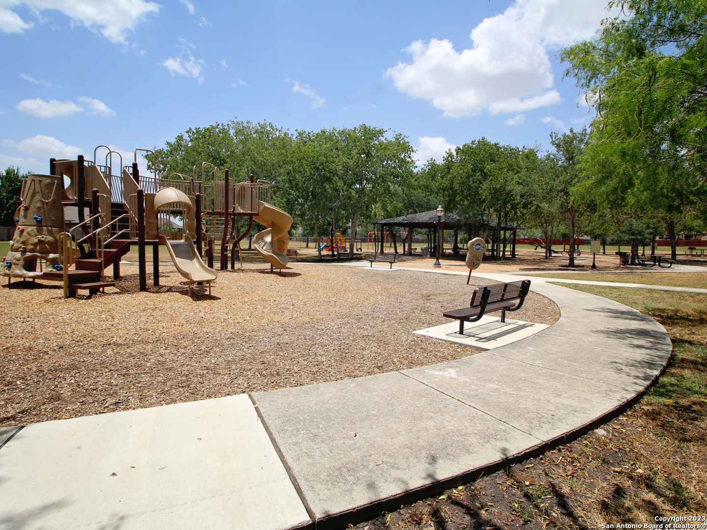 9627 Mediator Run Converse, TX 78109 - Photo 39 of 41 swimming pool view