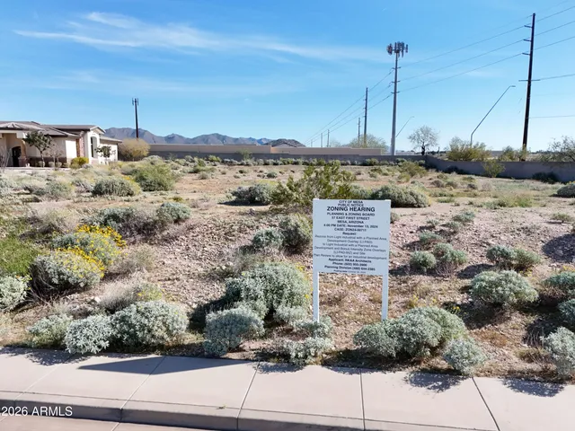 a view of a terrace with sky view