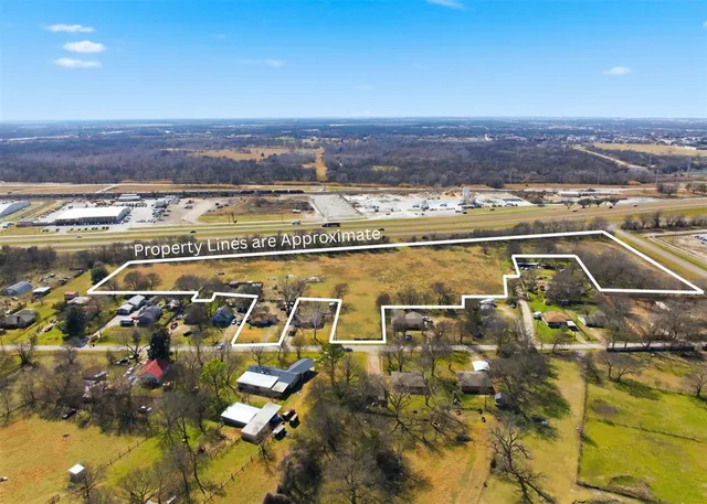 $325,000 | 2801 Old Marlin Road, Waco, TX 76705