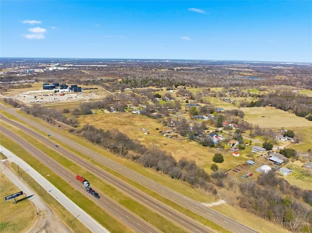 $325,000 | 2801 Old Marlin Road, Waco, TX 76705