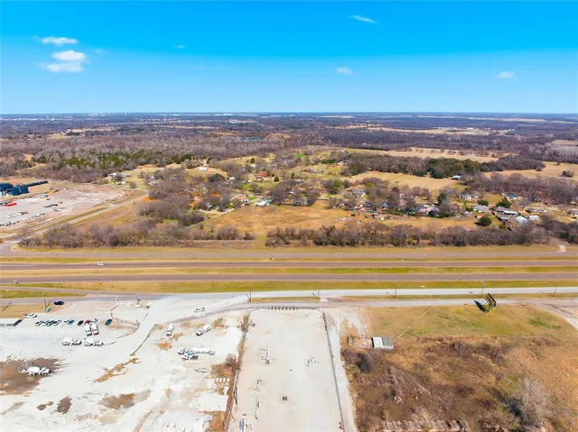 $325,000 | 2801 Old Marlin Road, Waco, TX 76705