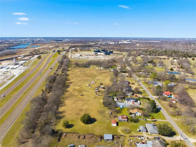 $325,000 | 2801 Old Marlin Road, Waco, TX 76705