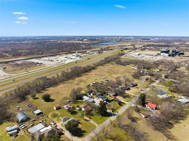 $325,000 | 2801 Old Marlin Road, Waco, TX 76705