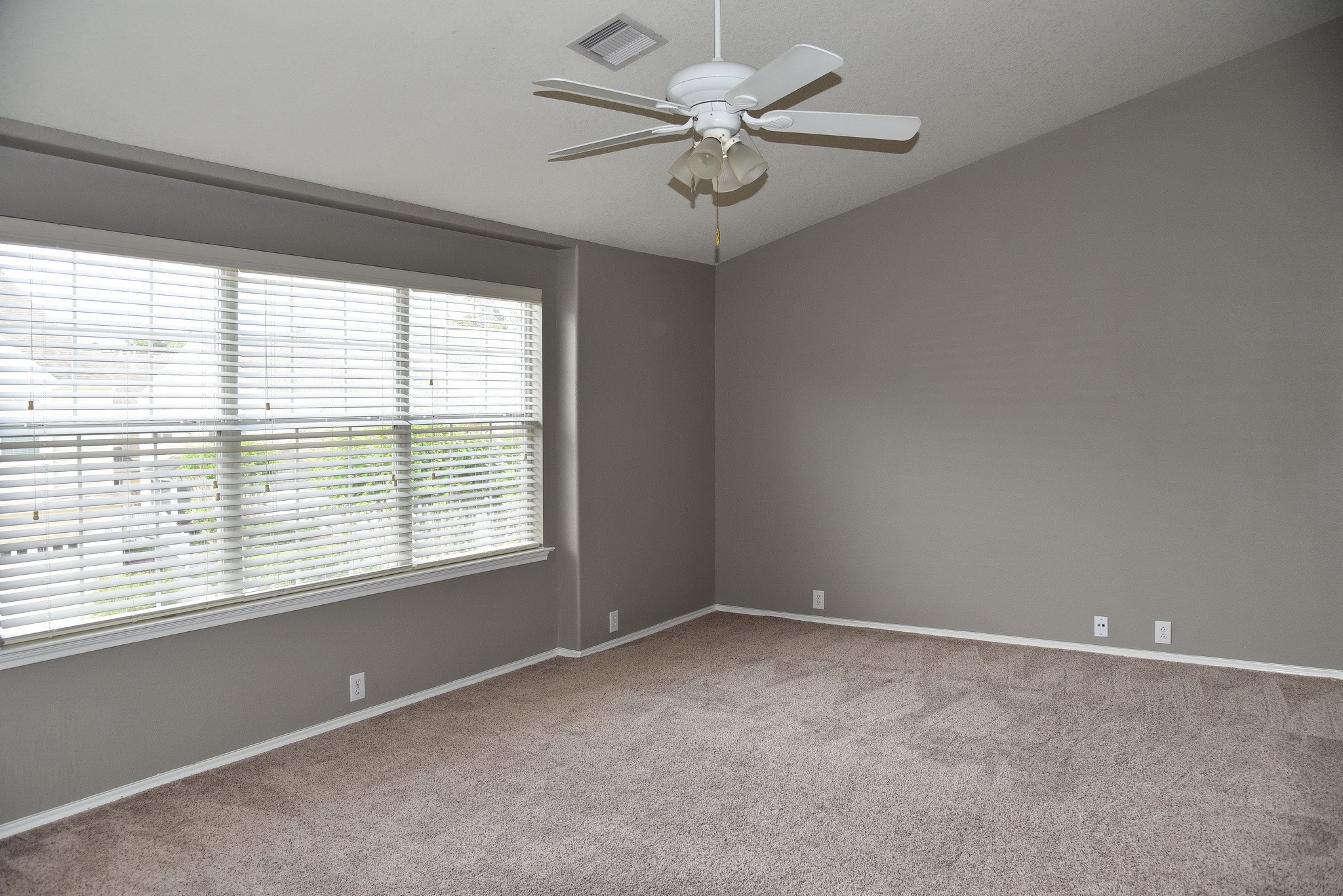 13600 Breton Ridge Street, Unit 14D Houston, TX 77070 - Photo 21 of 35