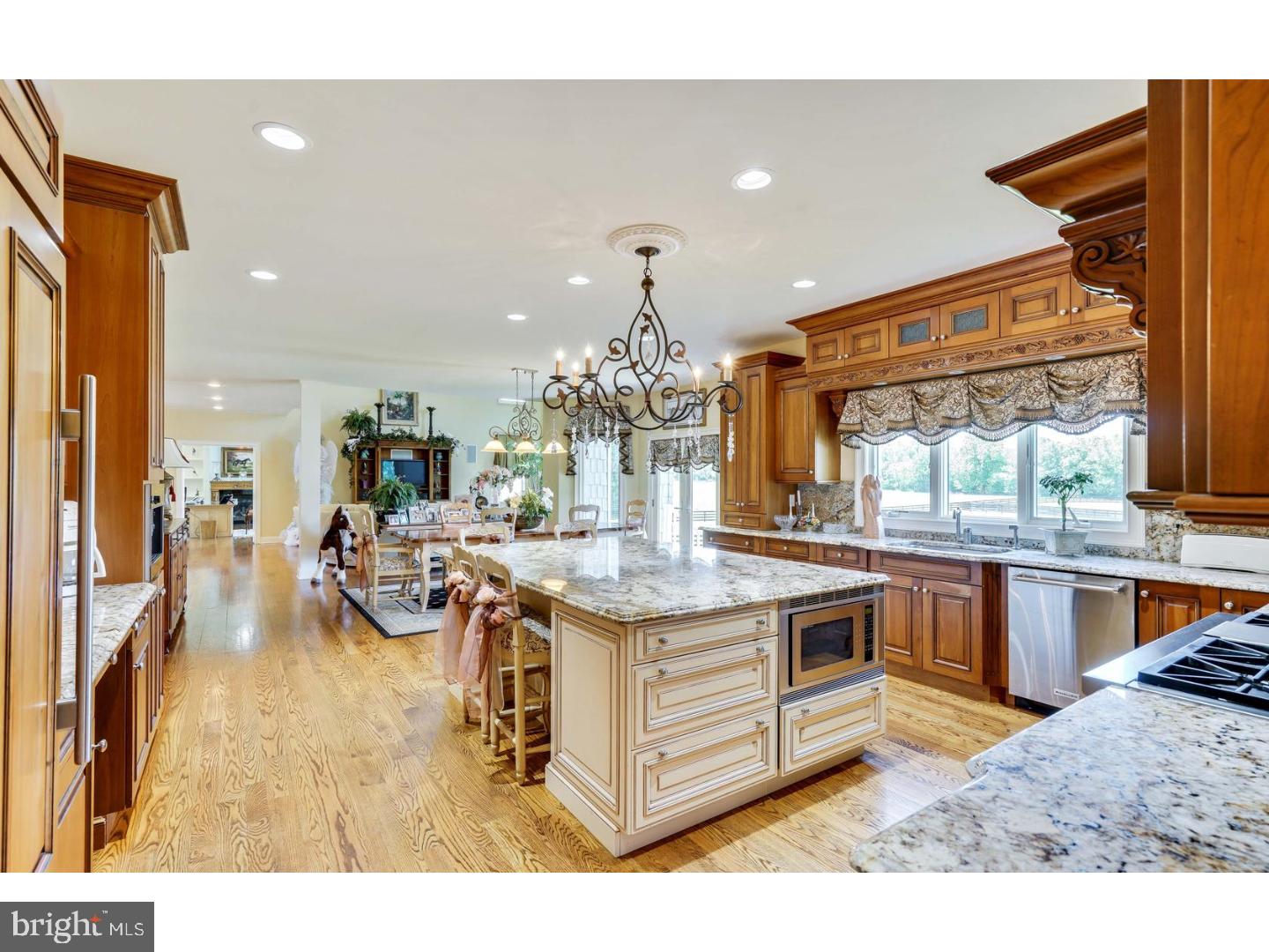 104 Meirs Road Cream Ridge, NJ 08514 - Photo 7 of 25
