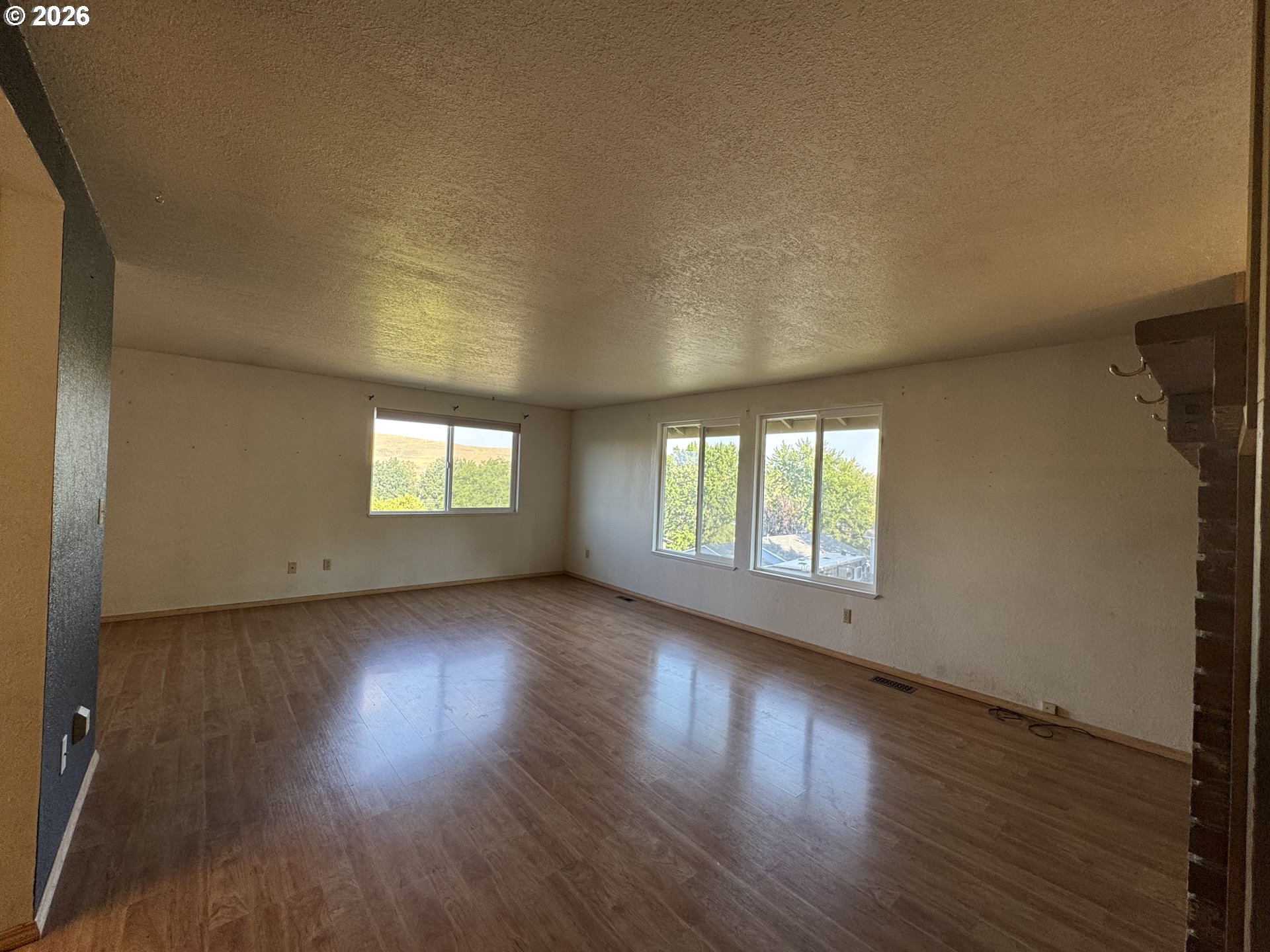 3320 Southwest Ladow Avenue Pendleton, OR 97801 - Photo 7 of 30