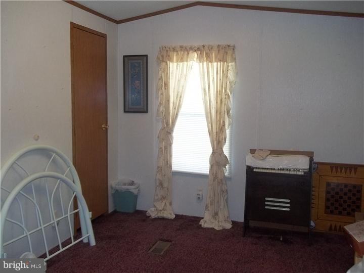 6 Russell Drive Reading, PA 19607 - Photo 7 of 8 Gallery Image 7