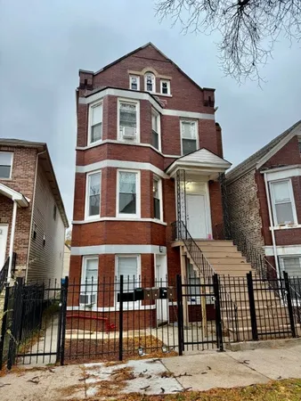 $1,400 | 5144 South Hermitage Avenue, Unit 2, Chicago, IL 60609