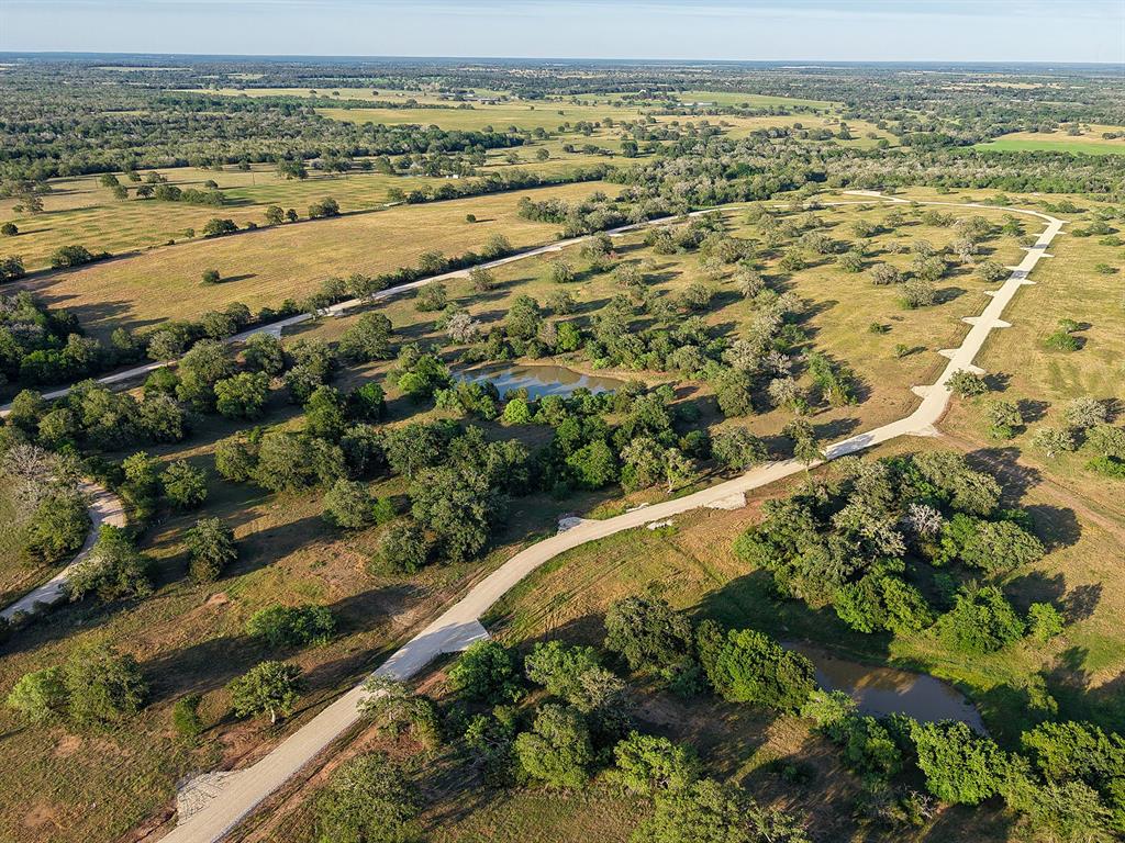 784 Main Loop Waelder, TX 78959 - Photo 2 of 9 a view of beach and ocean