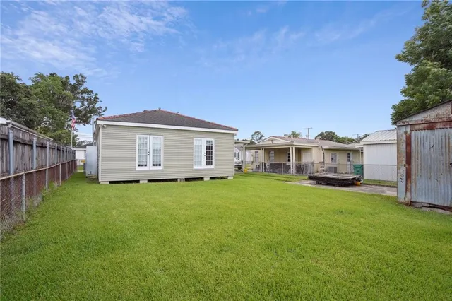 $200,000 | 3713 Lausat Street, Metairie, LA 70001