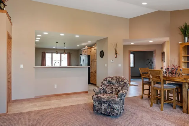 $399,000 | 552 7th Avenue Southeast, Mayville, ND 58257