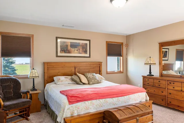 $399,000 | 552 7th Avenue Southeast, Mayville, ND 58257