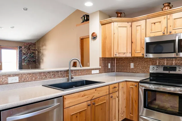 $399,000 | 552 7th Avenue Southeast, Mayville, ND 58257