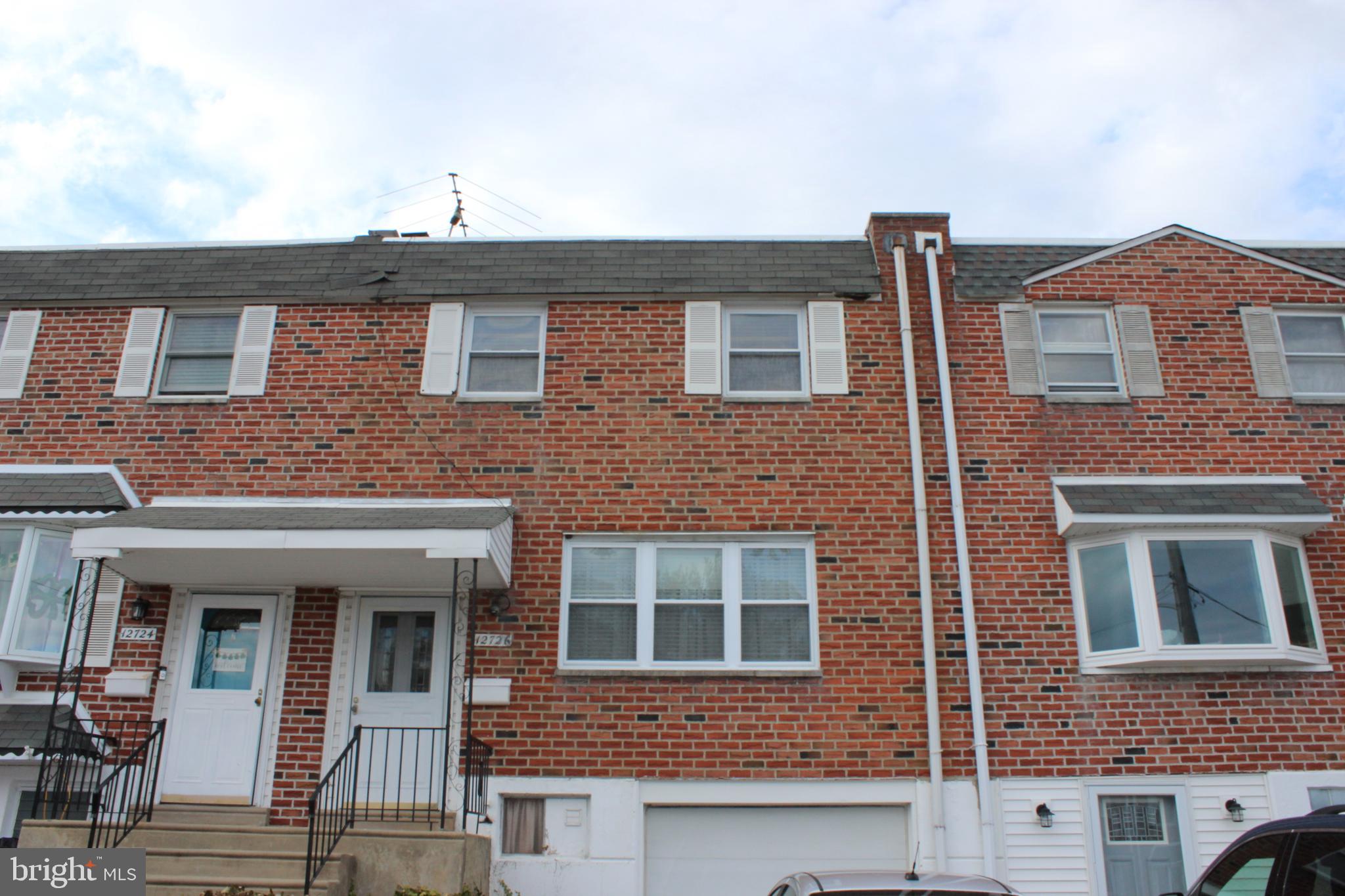 12726 Hollins Road Philadelphia, PA 19154 - Photo 1 of 25 Exterior Front