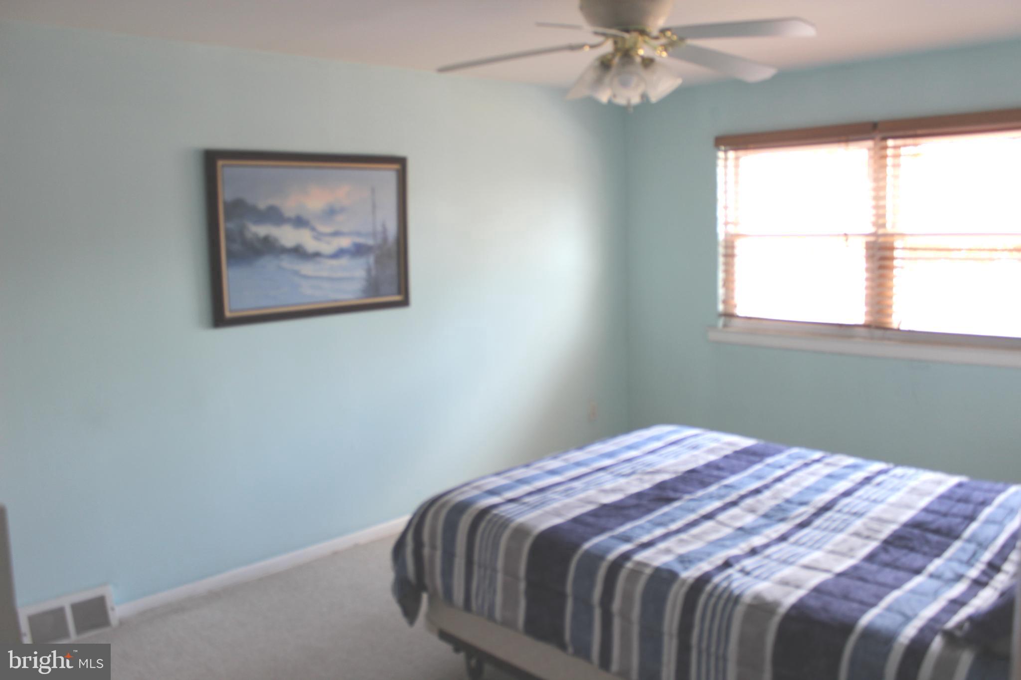 12726 Hollins Road Philadelphia, PA 19154 - Photo 16 of 25 2nd Bedroom