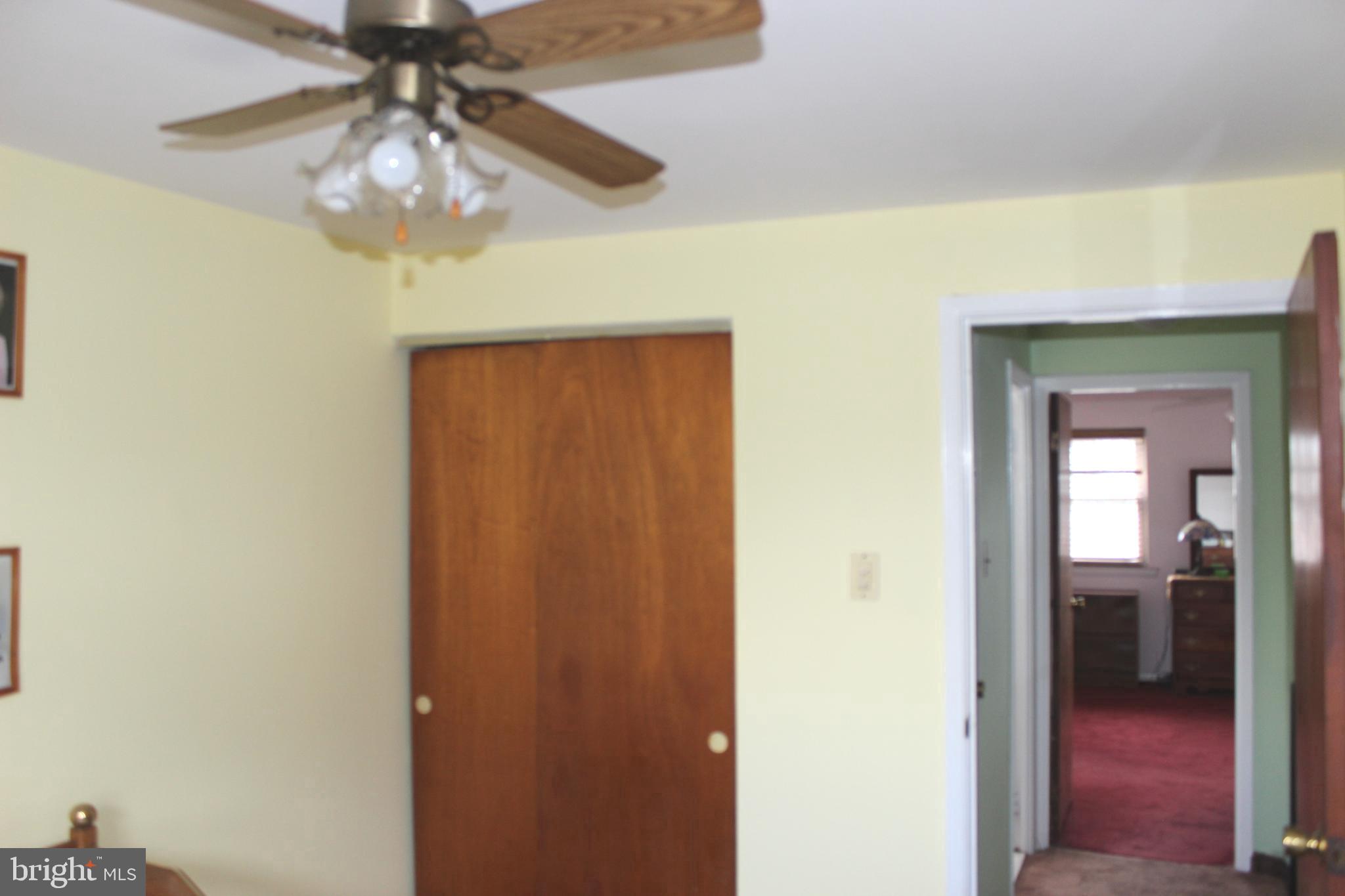 12726 Hollins Road Philadelphia, PA 19154 - Photo 20 of 25 3rd Bedroom