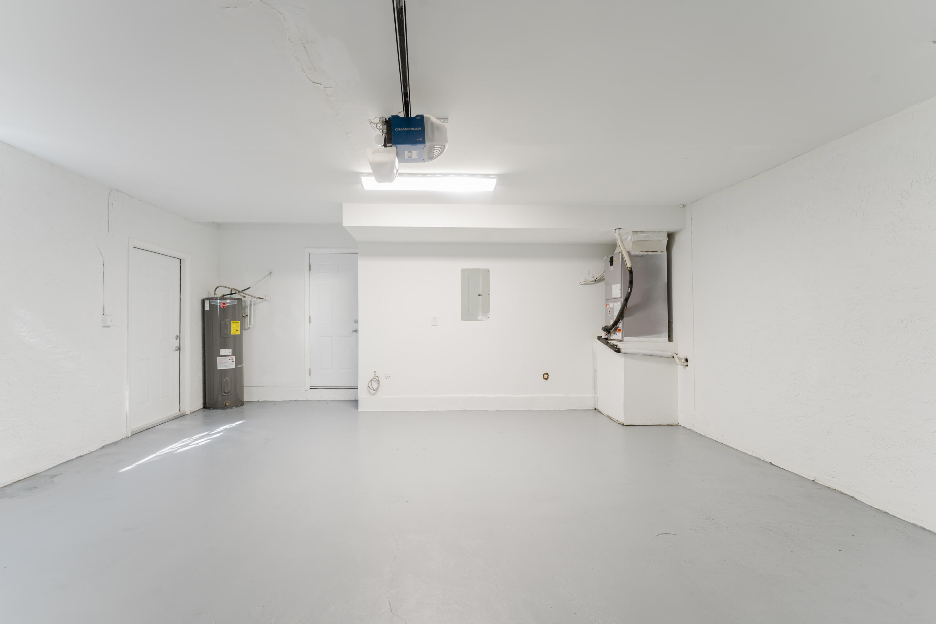 665 Jeffery Street Boca Raton, FL 33487 - Photo 20 of 44 a view of empty room with windows