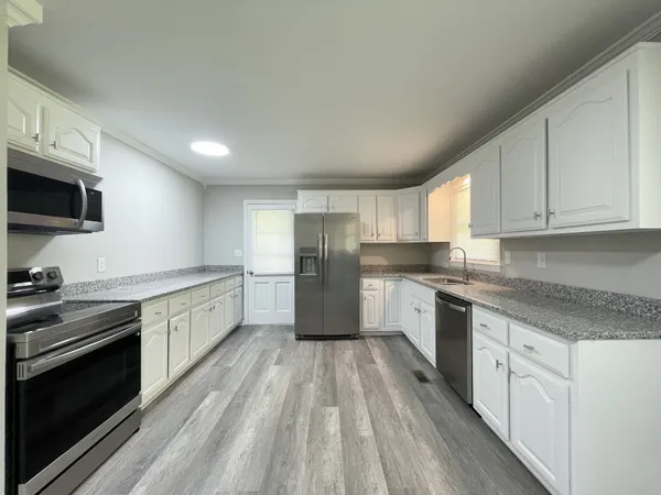 $349,000 | 326 Valley View Road, Dover, TN 37058