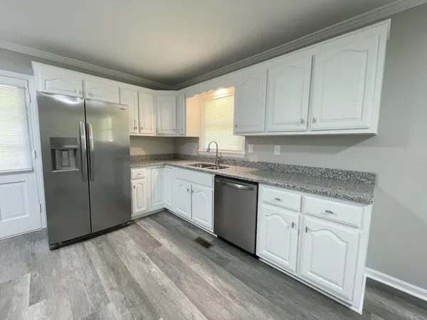 $349,000 | 326 Valley View Road, Dover, TN 37058