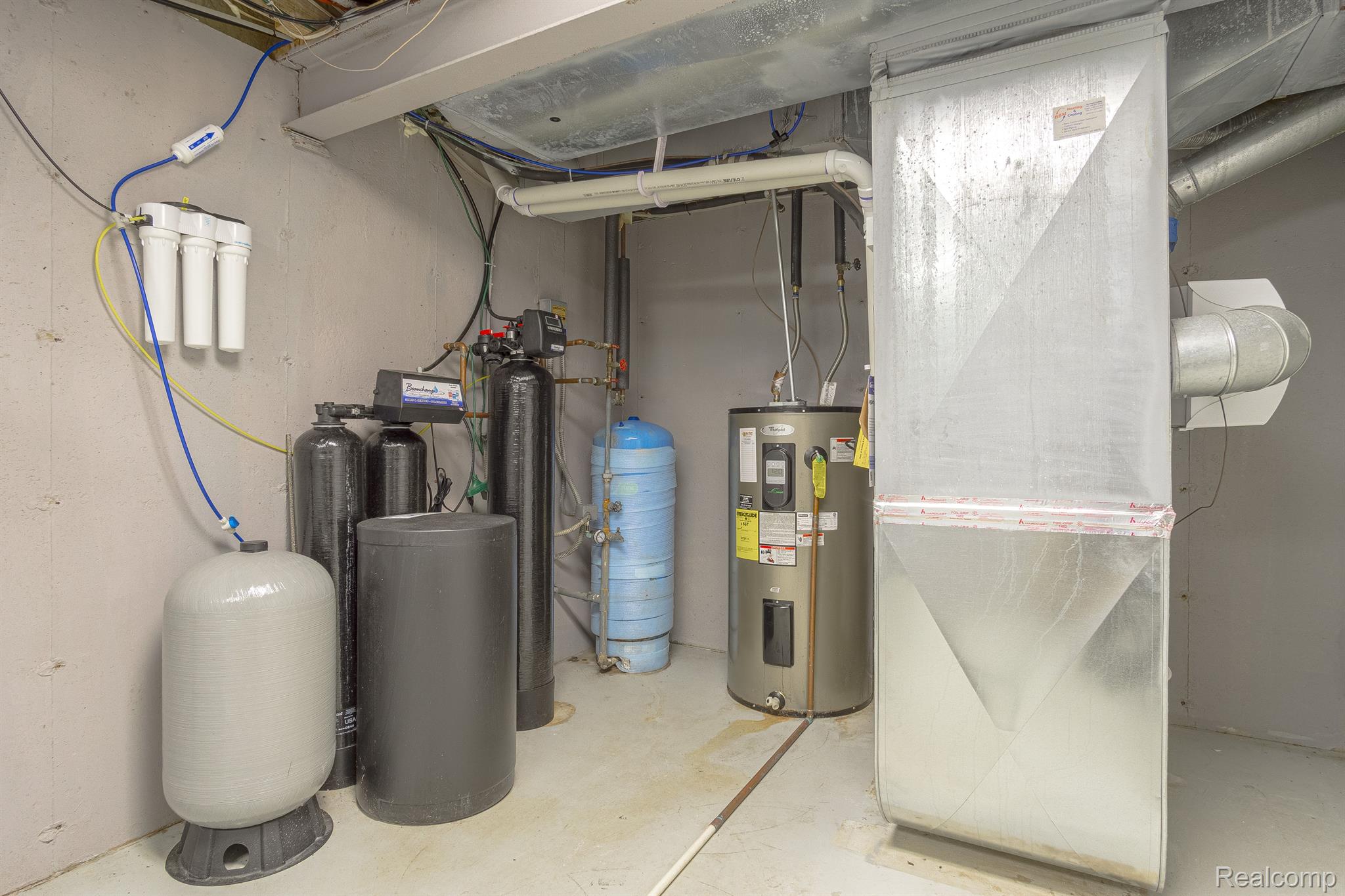 3930 Cullen Road Howell, MI 48855 - Photo 61 of 61 great storage room