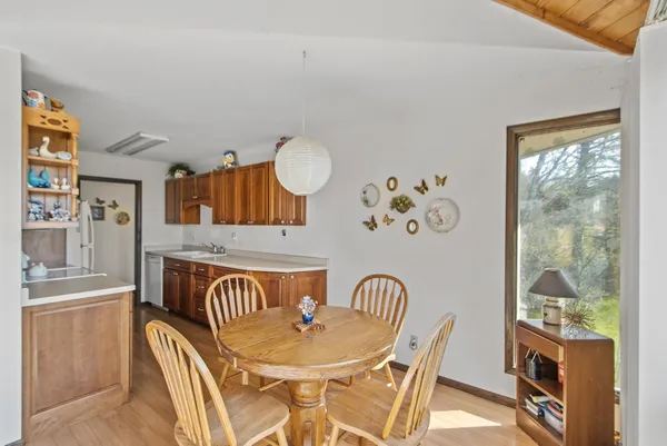 $499,000 | N3581 Skyhigh Road, Poynette, WI 53955