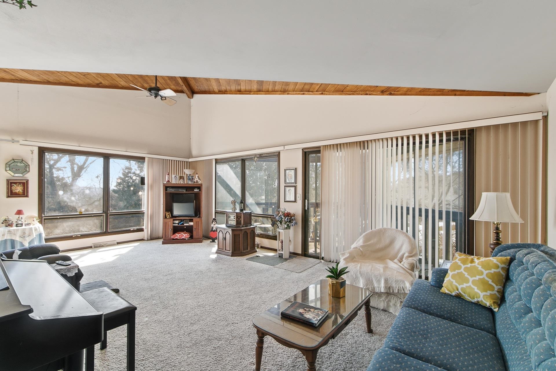 N3581 Skyhigh Road Poynette, WI 53955 - Photo 13 of 41