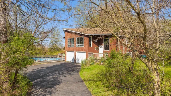 $499,000 | N3581 Skyhigh Road, Poynette, WI 53955