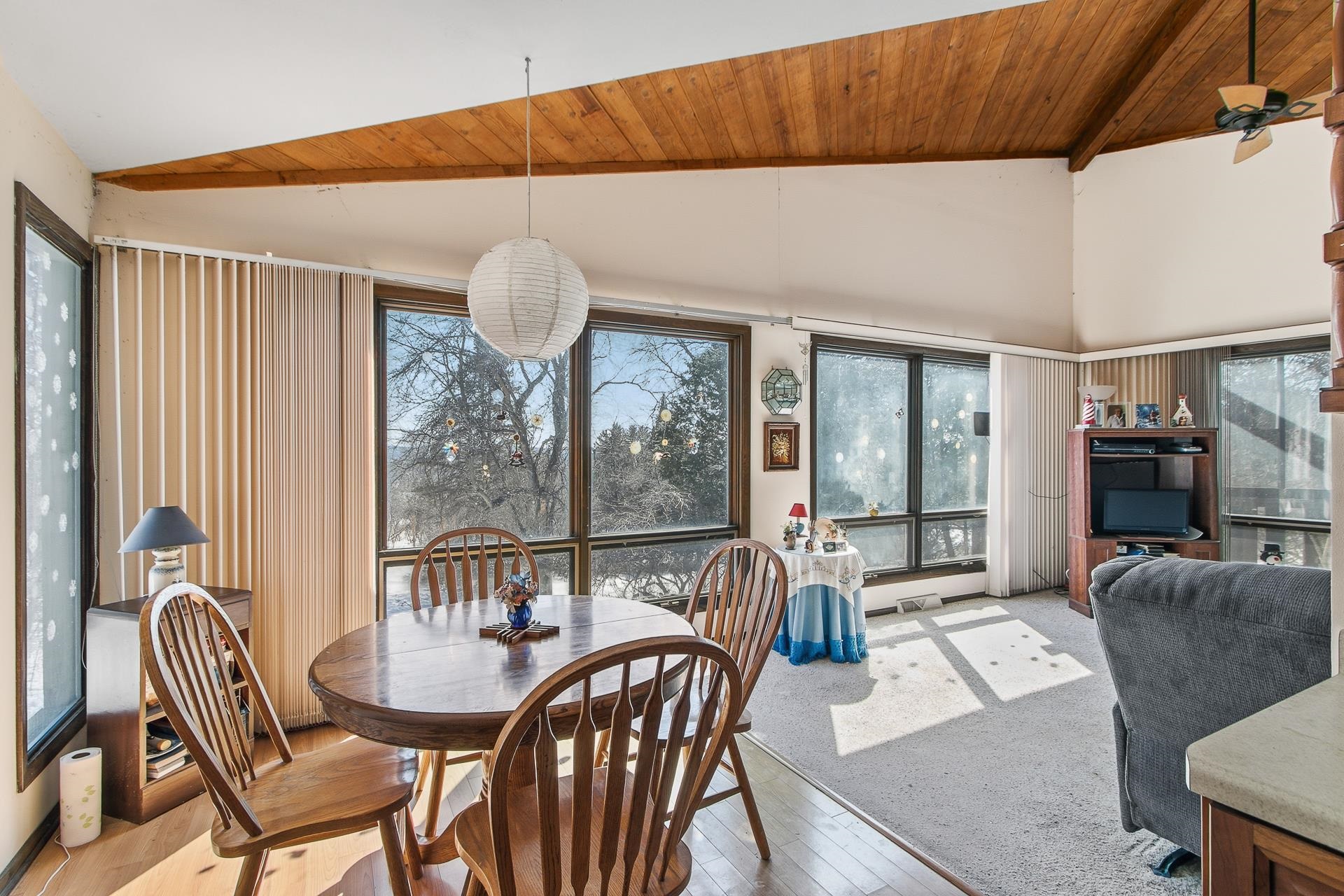 N3581 Skyhigh Road Poynette, WI 53955 - Photo 7 of 41