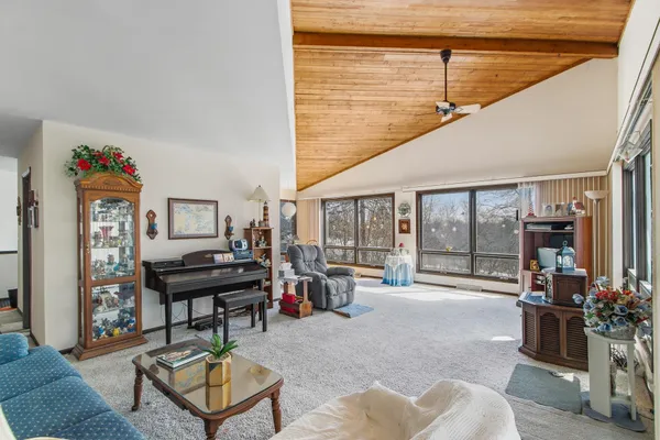 $499,000 | N3581 Skyhigh Road, Poynette, WI 53955