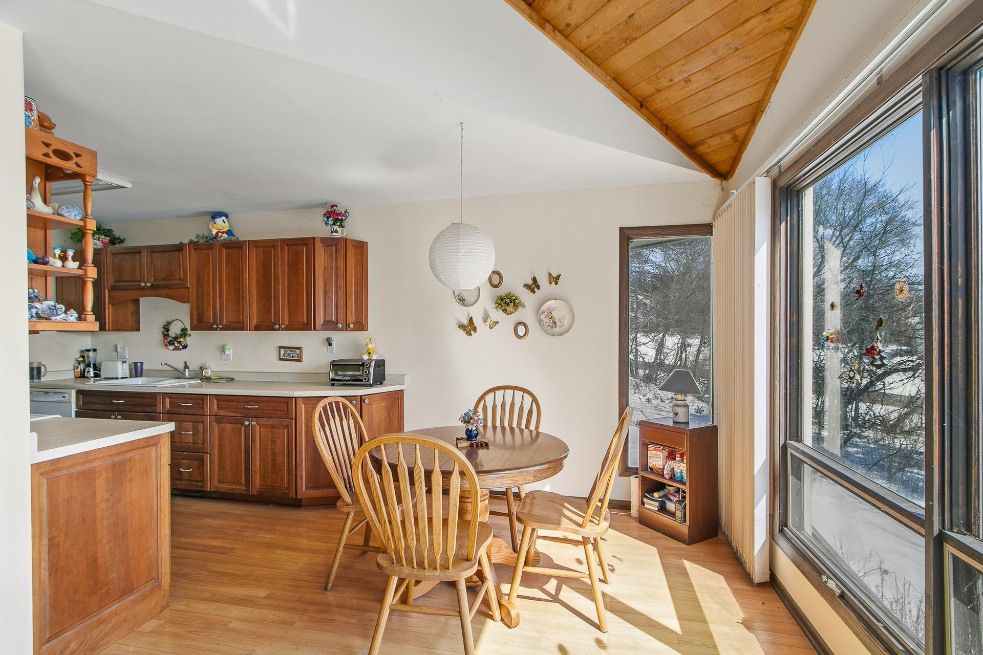 N3581 Skyhigh Road Poynette, WI 53955 - Photo 10 of 41