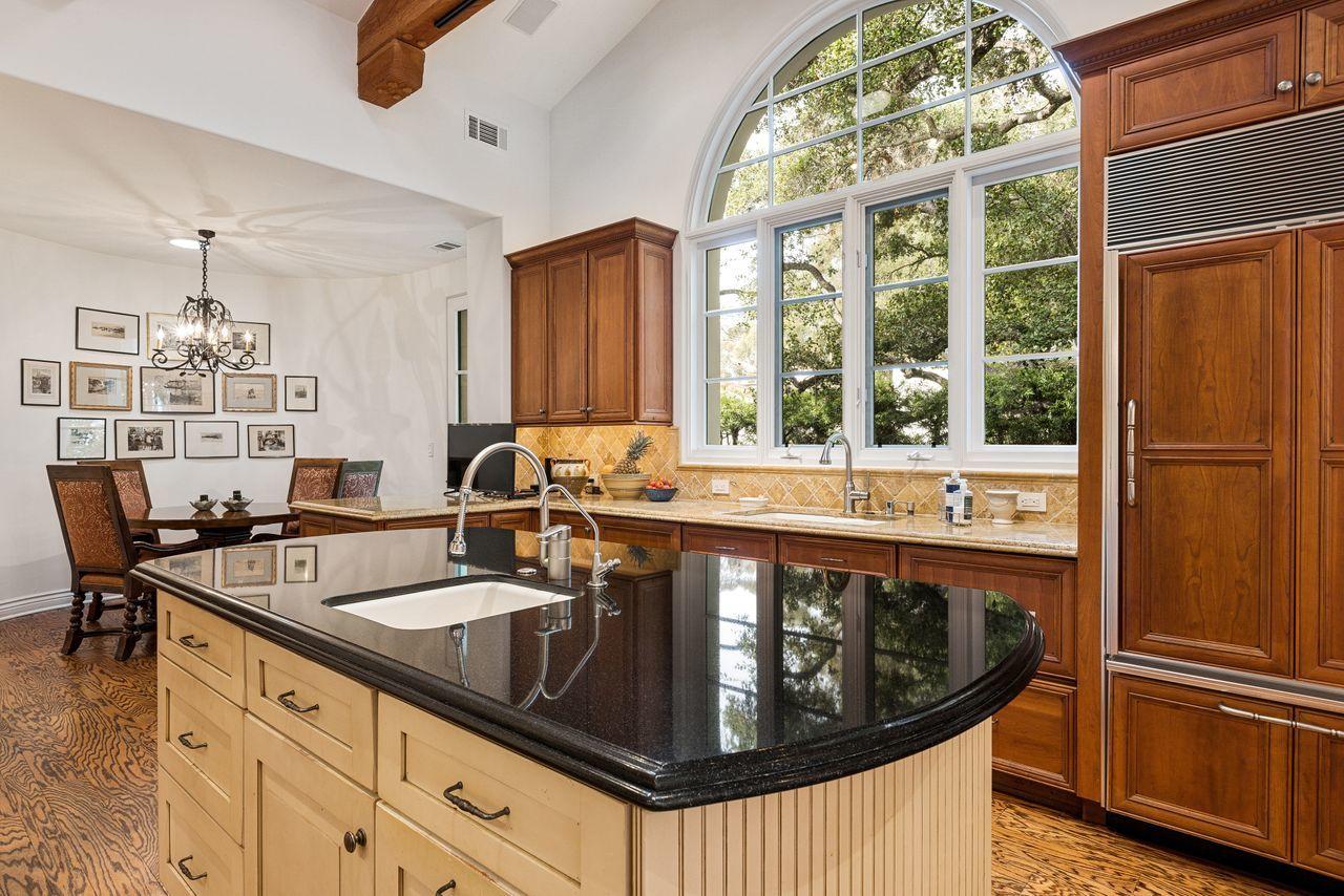 492 Monarch Lane Montecito, CA 93108 - Photo 15 of 58 Island w/ Sink