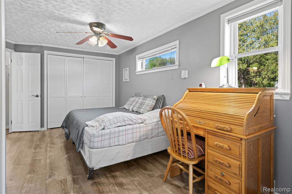 6035 Corunna Road Flint, MI 48532 - Photo 13 of 34 Gallery Image 13