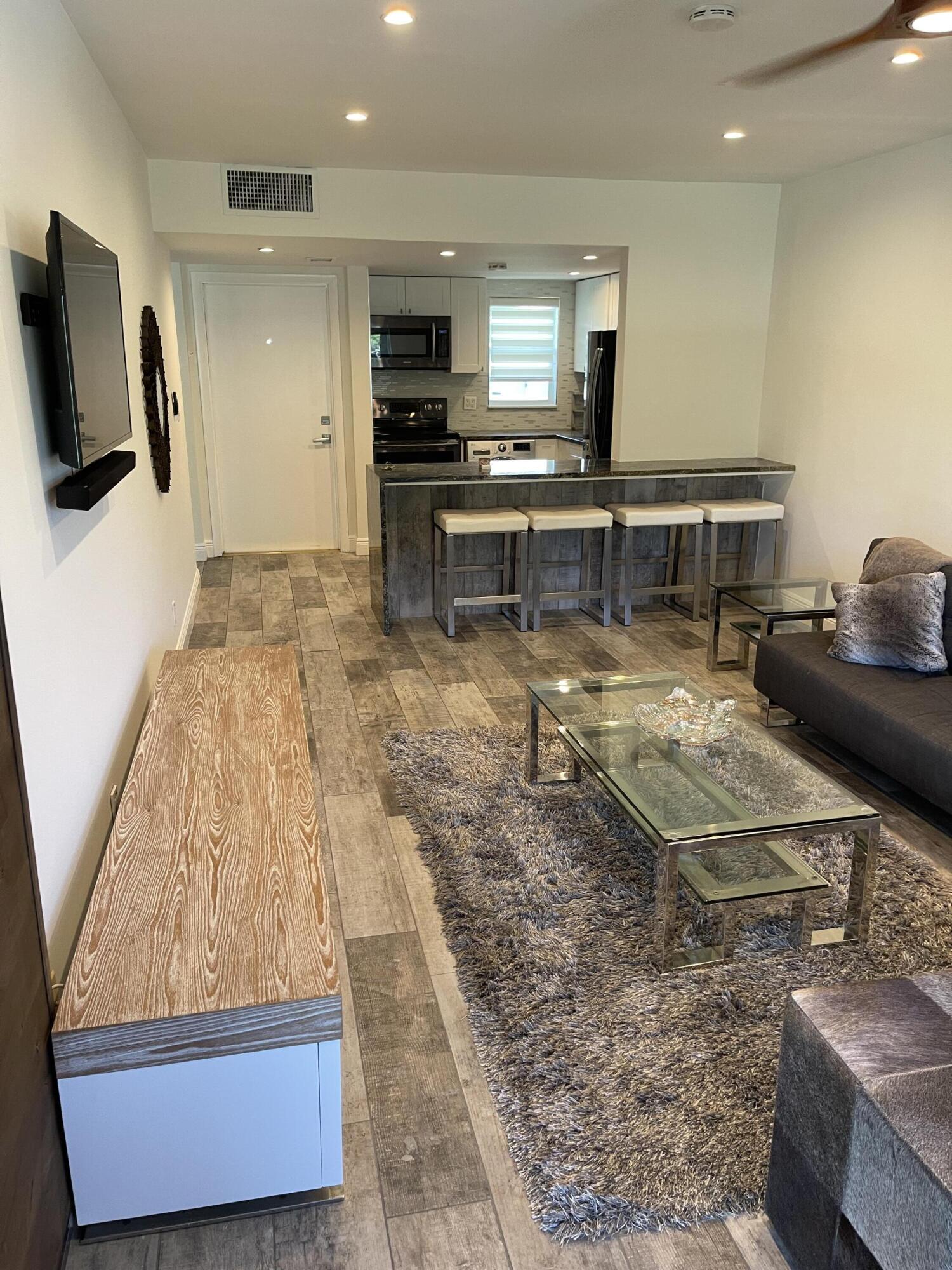 6100 Northeast 7th Avenue, Unit 19 Boca Raton, FL 33487 - Photo 5 of 17 IMG_0612