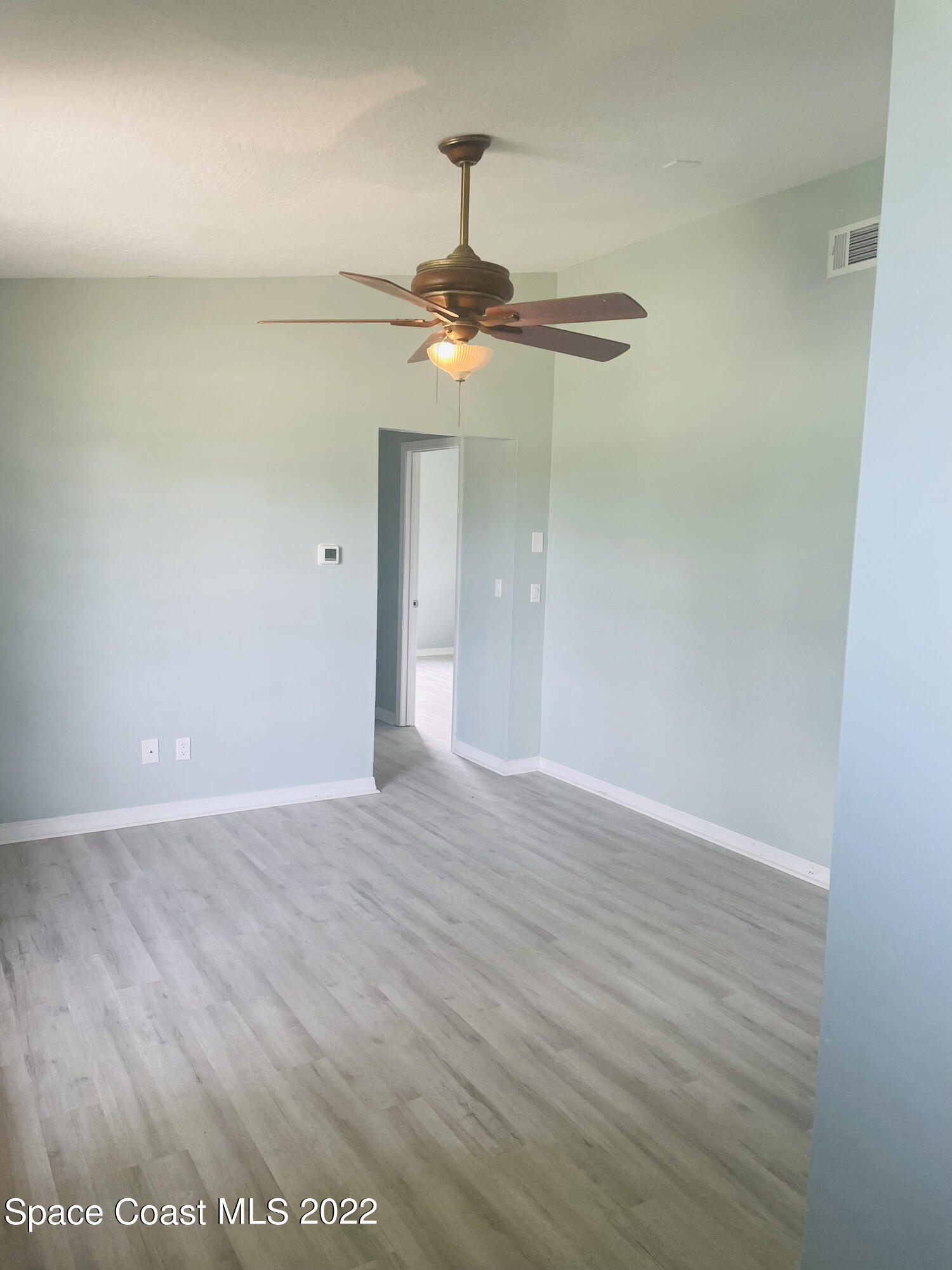 590 Rheine Road Northwest Palm Bay, FL 32907 - Photo 8 of 19 a view of an empty room