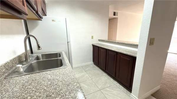 $1,200 | 4370 Sandy River Drive, Unit 24, Las Vegas, NV 89103