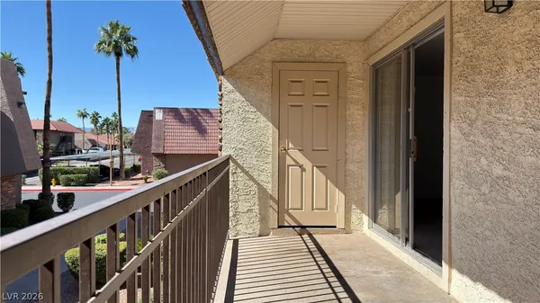 $1,200 | 4370 Sandy River Drive, Unit 24, Las Vegas, NV 89103