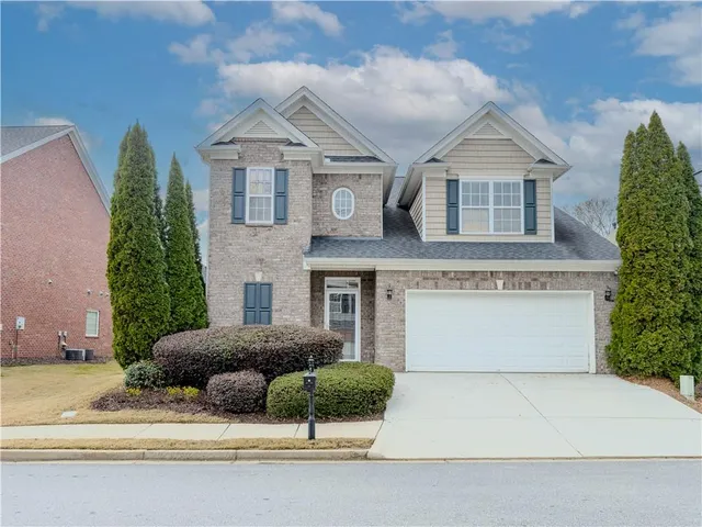 $389,000 | 1935 Hickory Station Circle, Snellville, GA 30078