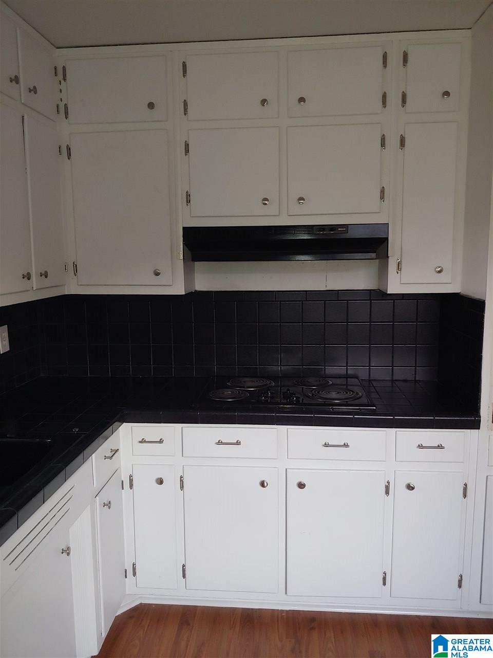 36 8th Place Pleasant Grove, AL 35127 - Photo 3 of 6