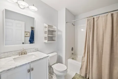 $369,900 | 1076 Lakeland Way, Unit 955, Geneva, WI 53147