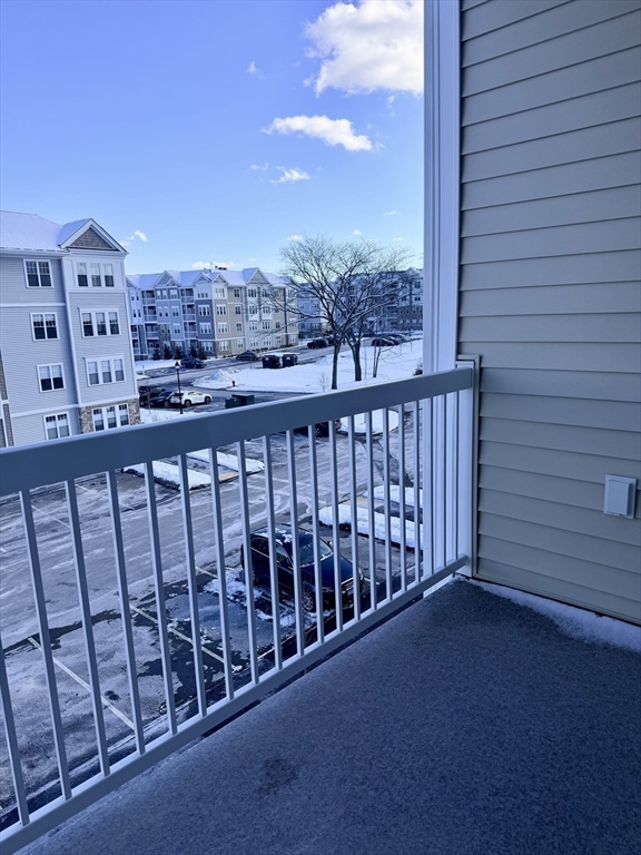 2 Codman Way, Unit 302 Westborough, MA 01581 - Photo 5 of 15