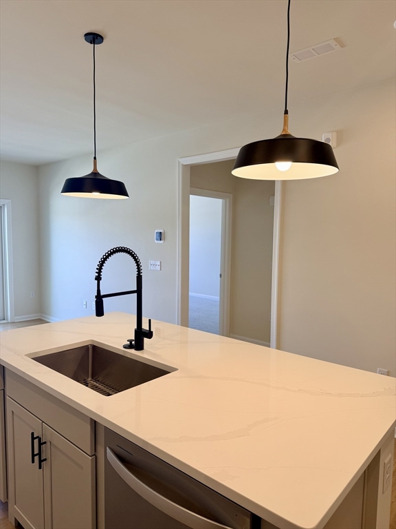 2 Codman Way, Unit 302 Westborough, MA 01581 - Photo 6 of 15